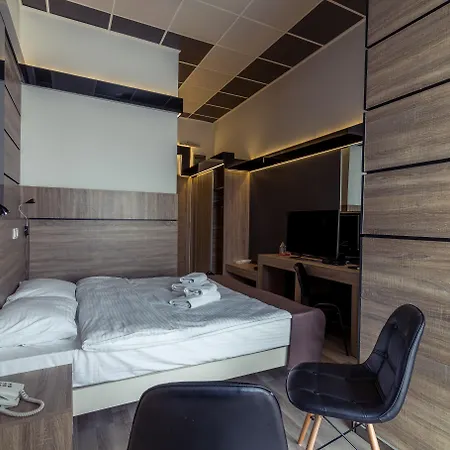 Hotel De Koka 3*