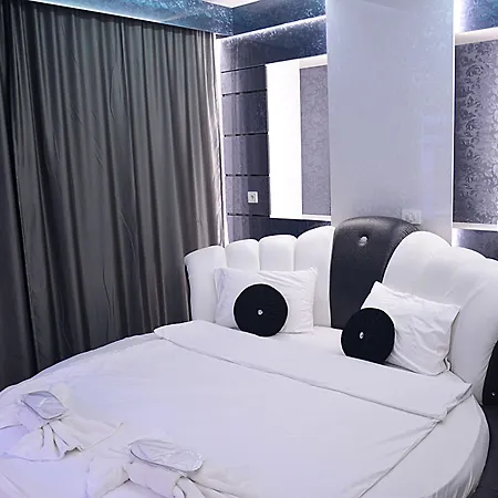 Hotel De Koka 3*
