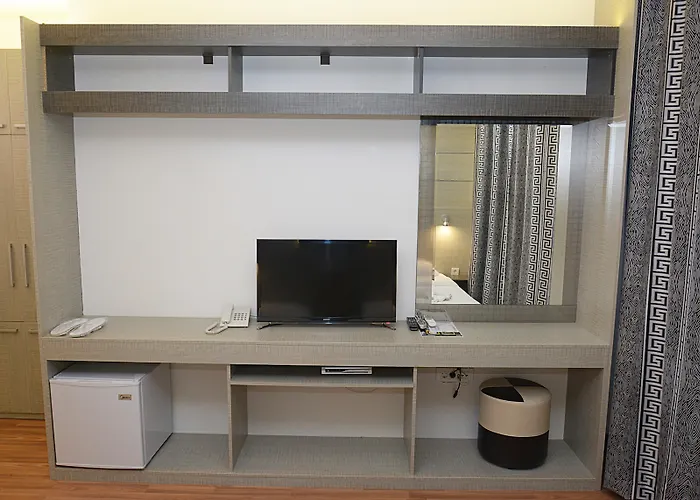 德科卡酒店 3* 斯科普里